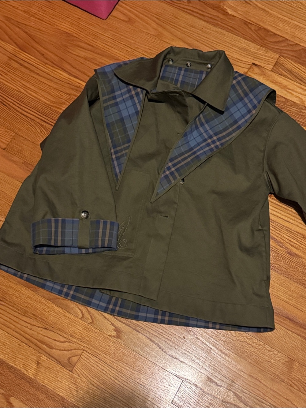 Damson Madder Reversible Jerry Crop Trench Coat - Olive